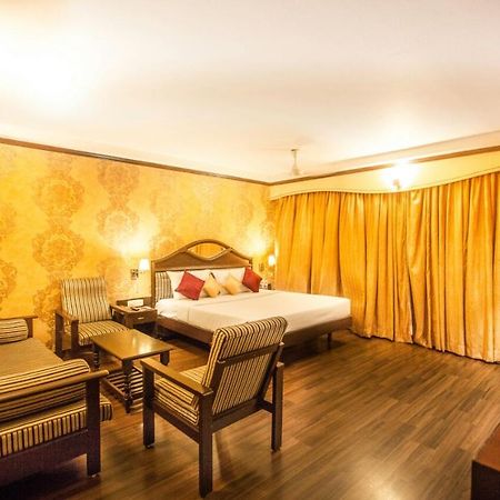 Hotel North Gate Maduráj Kültér fotó