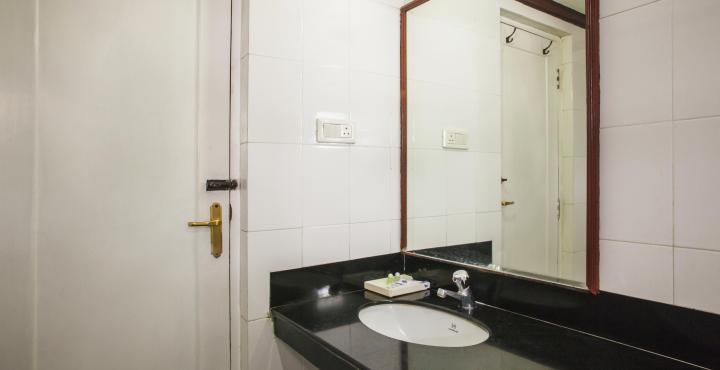 Hotel North Gate Maduráj Kültér fotó